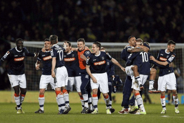 开云体育官网-包含赛前罗马战术微调——法国杯节点到来，媒体盛赞，身体对抗强度拉满的词条